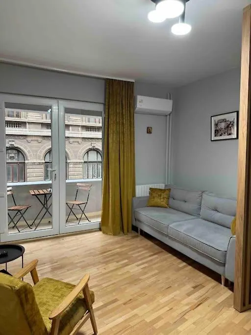 Double Studio Near University Square - 2 Balconies Bucarest